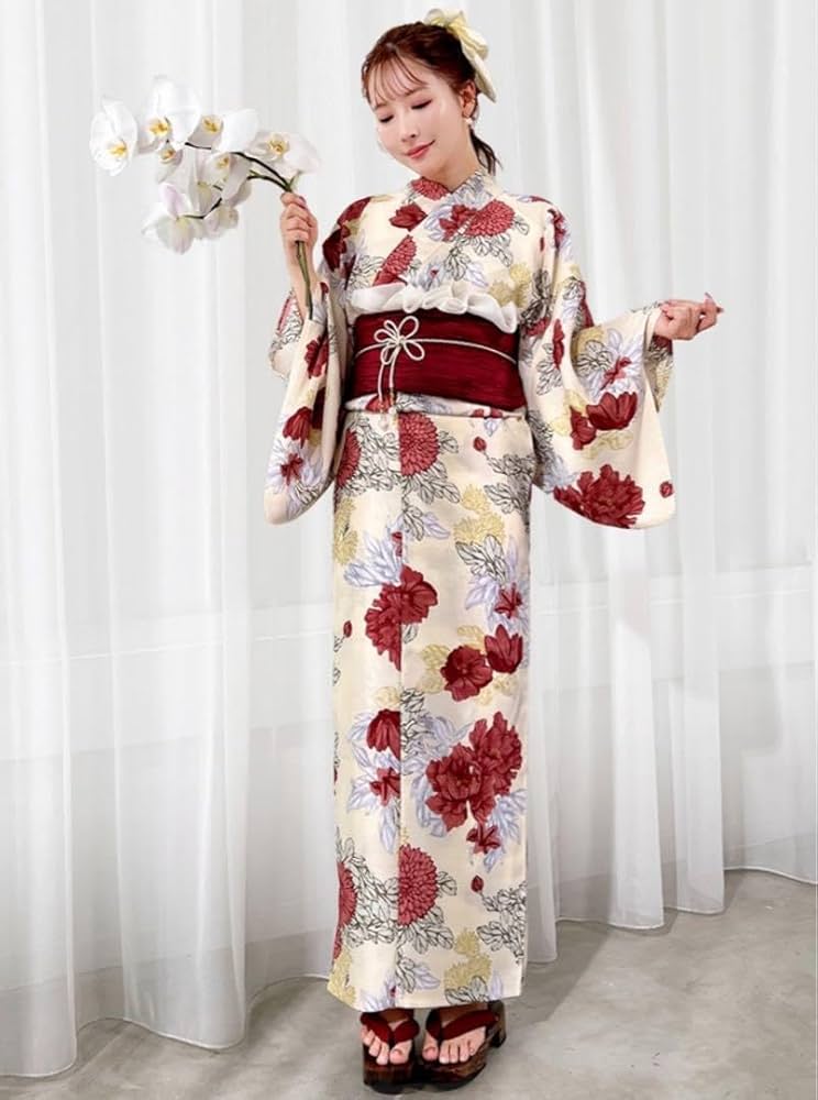 Amazon.co.jp: 三上悠亜 水彩花柄浴衣セットgi1504 古典花柄